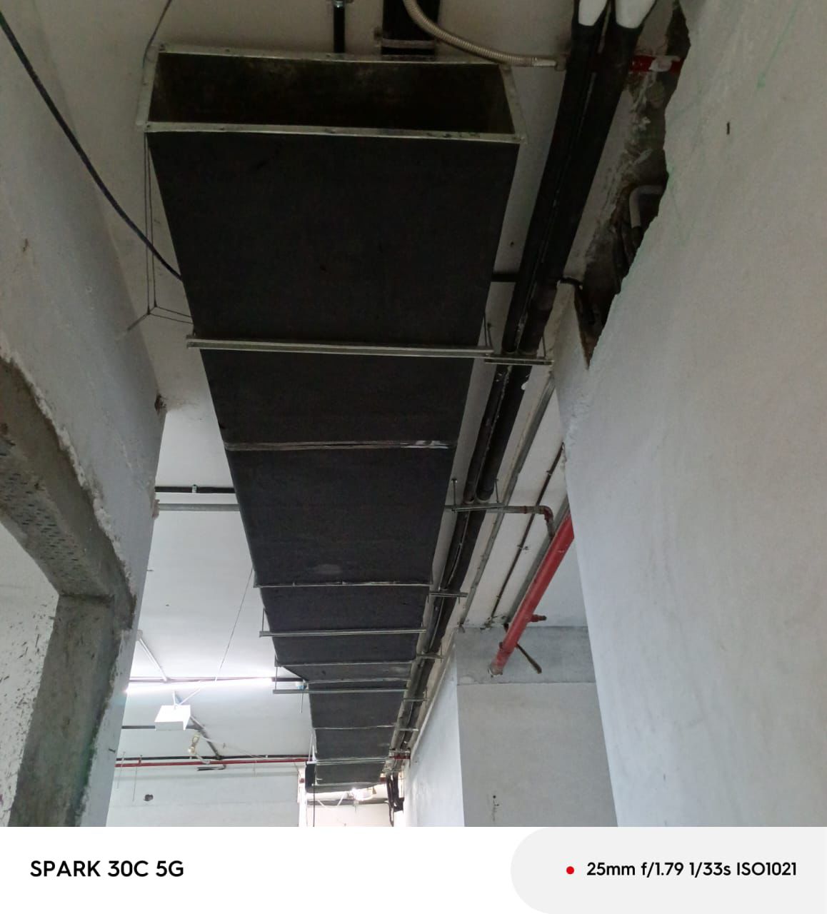 Duct routing in corridor